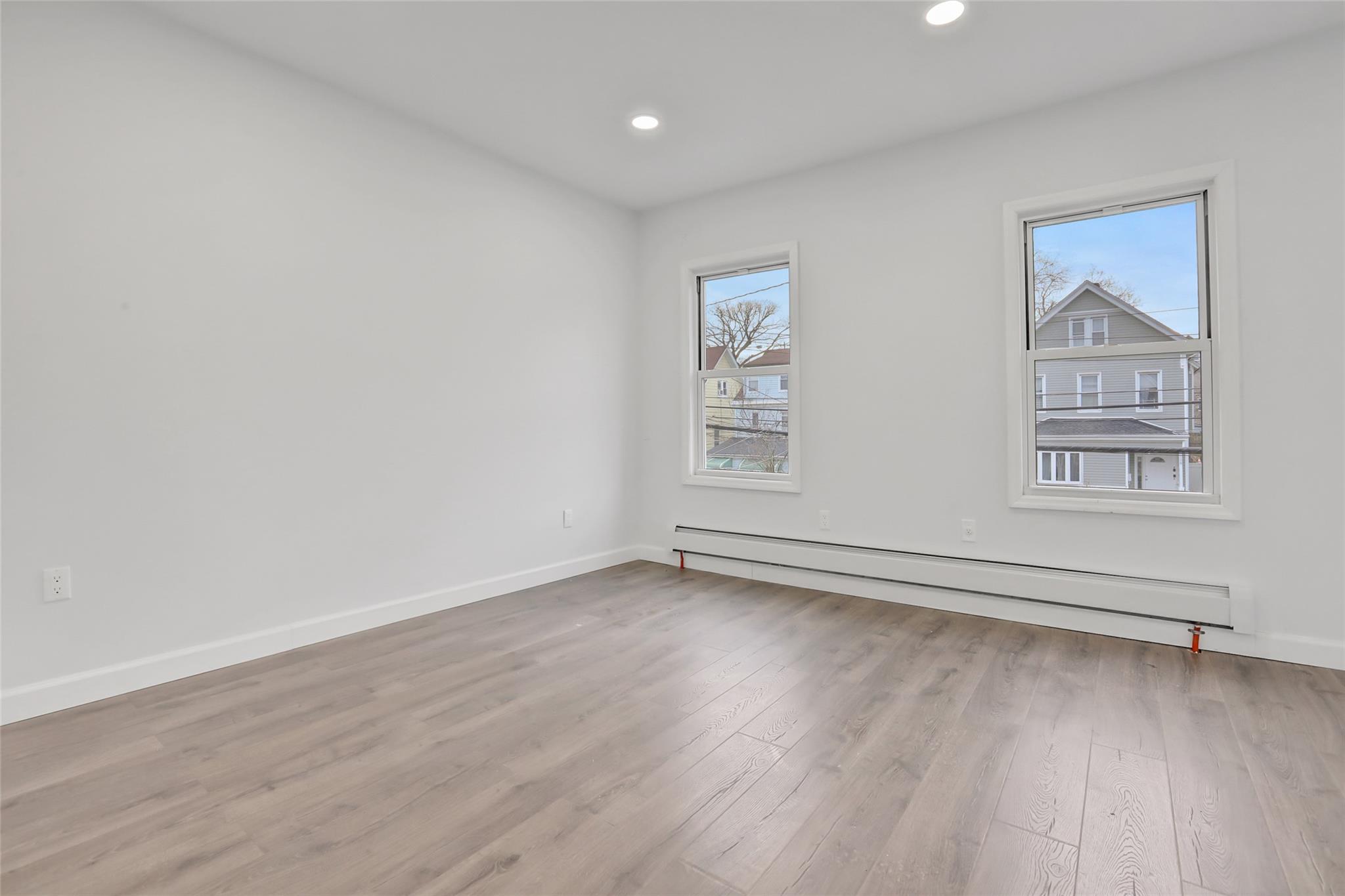115 Washington Street Unit: 2