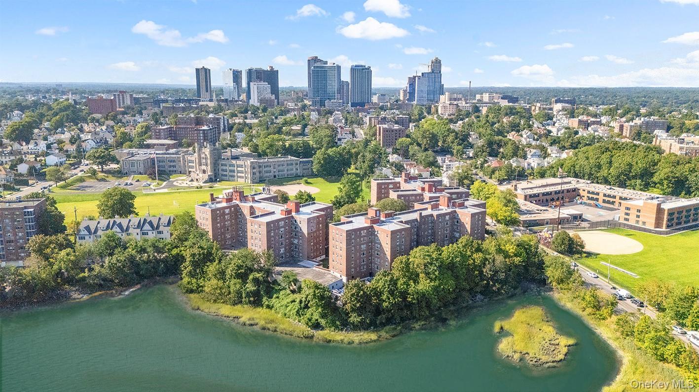 220 Pelham Road Unit: 1N