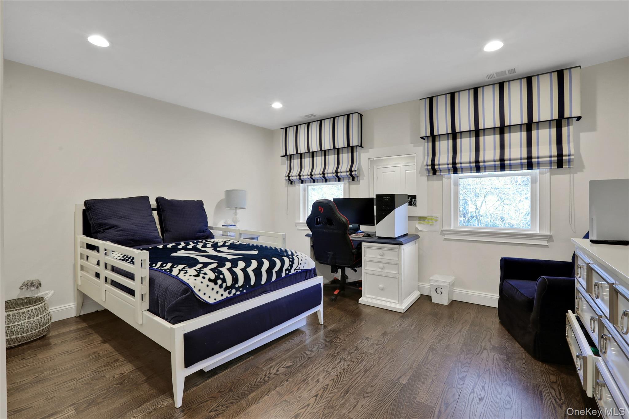 180 Taxter Road