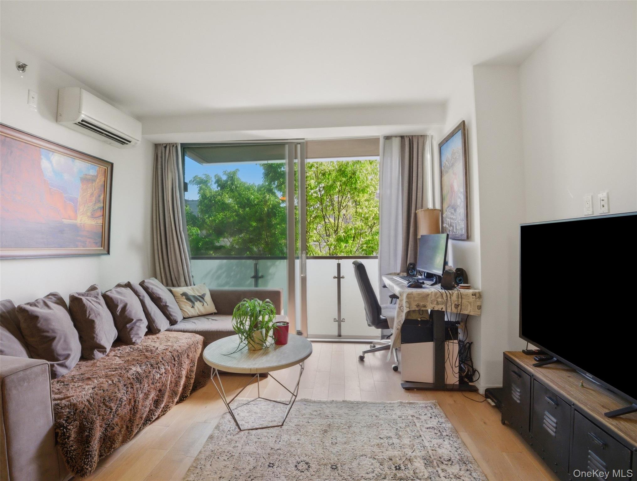 40 Pinehurst Avenue Unit: 2D