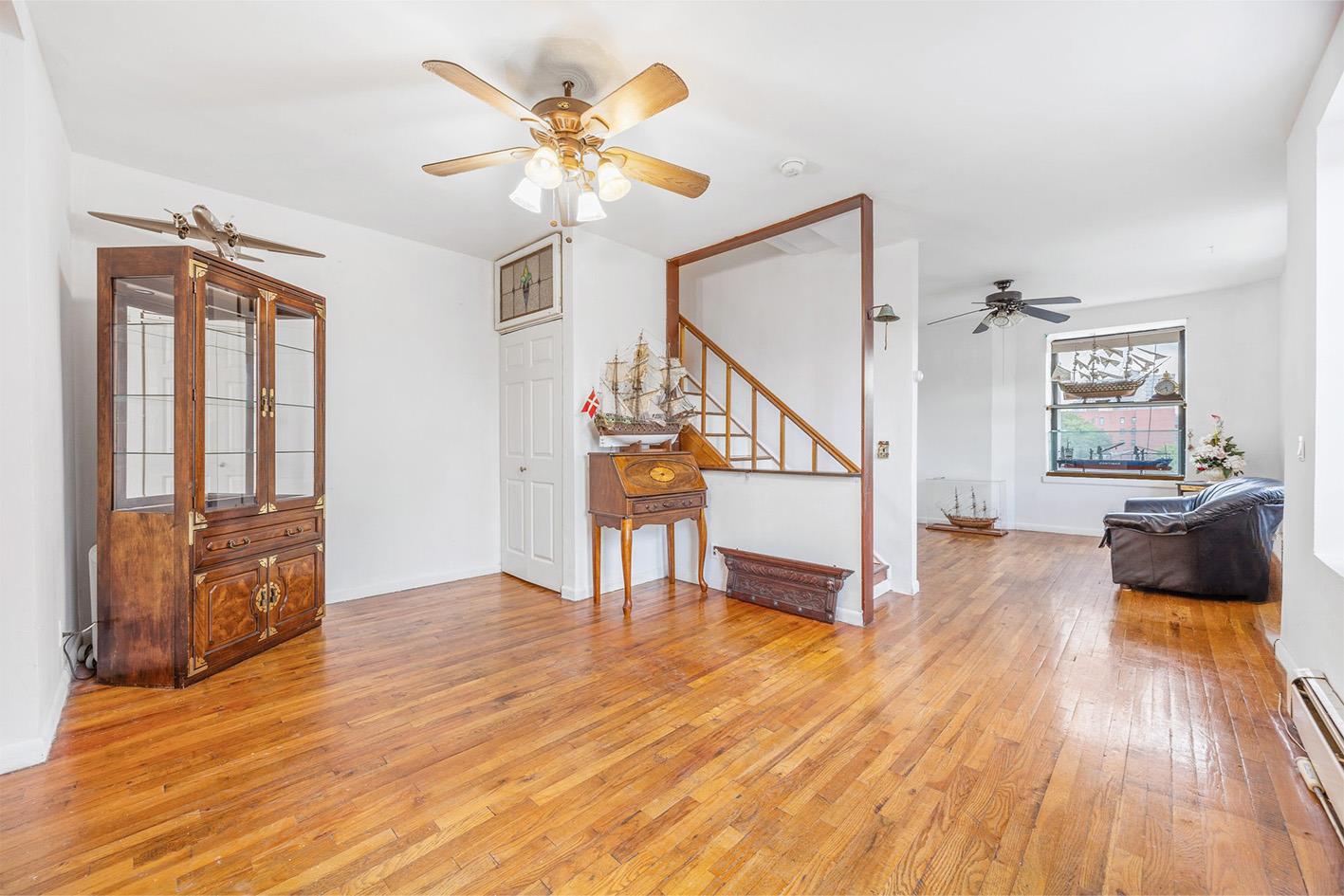 702 E 5th Street 5-W