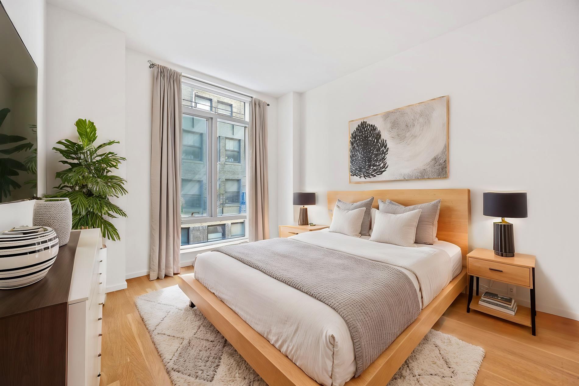 18 W 48th Street 8-C
