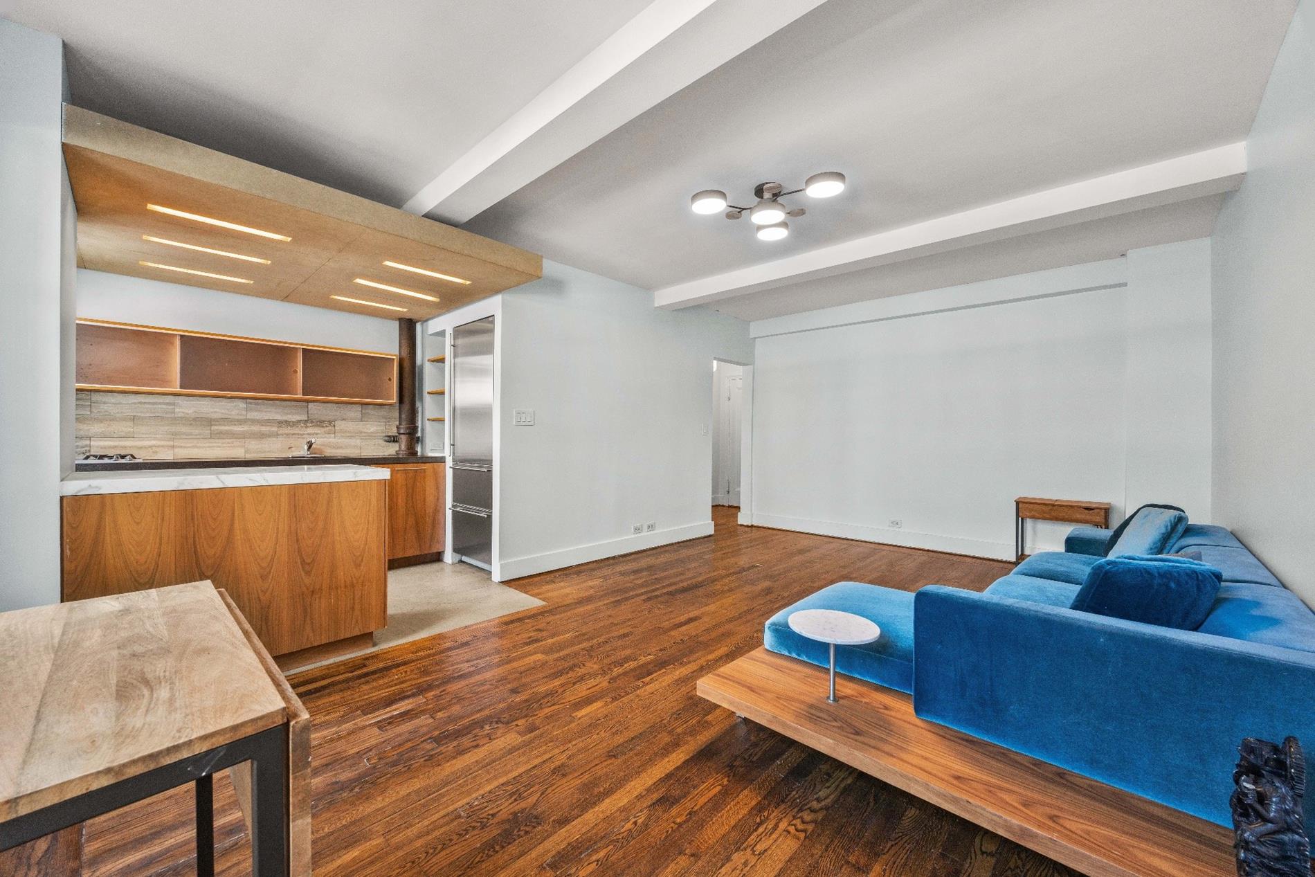 300 W 23rd Street 2K