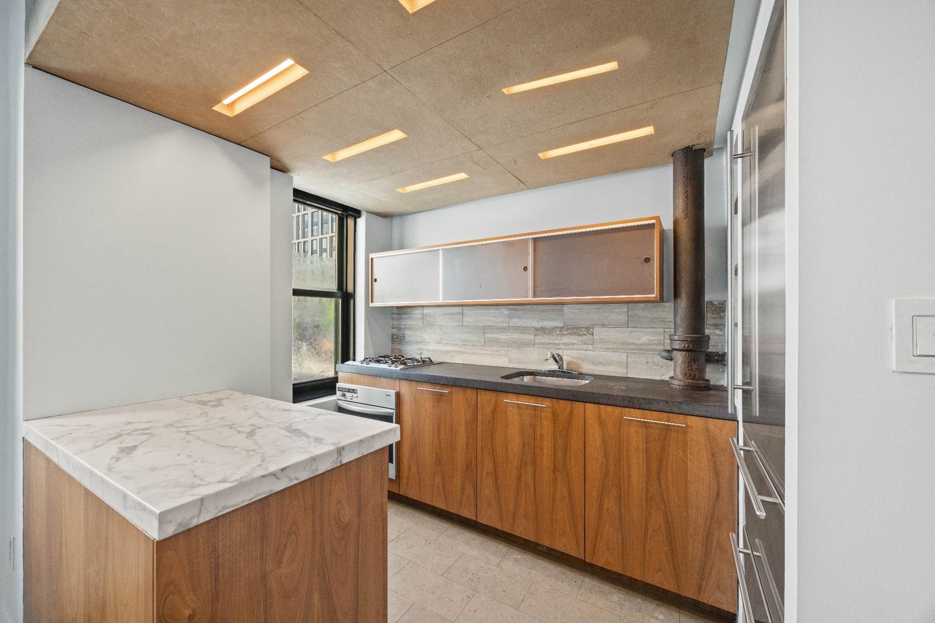 300 W 23rd Street 2K