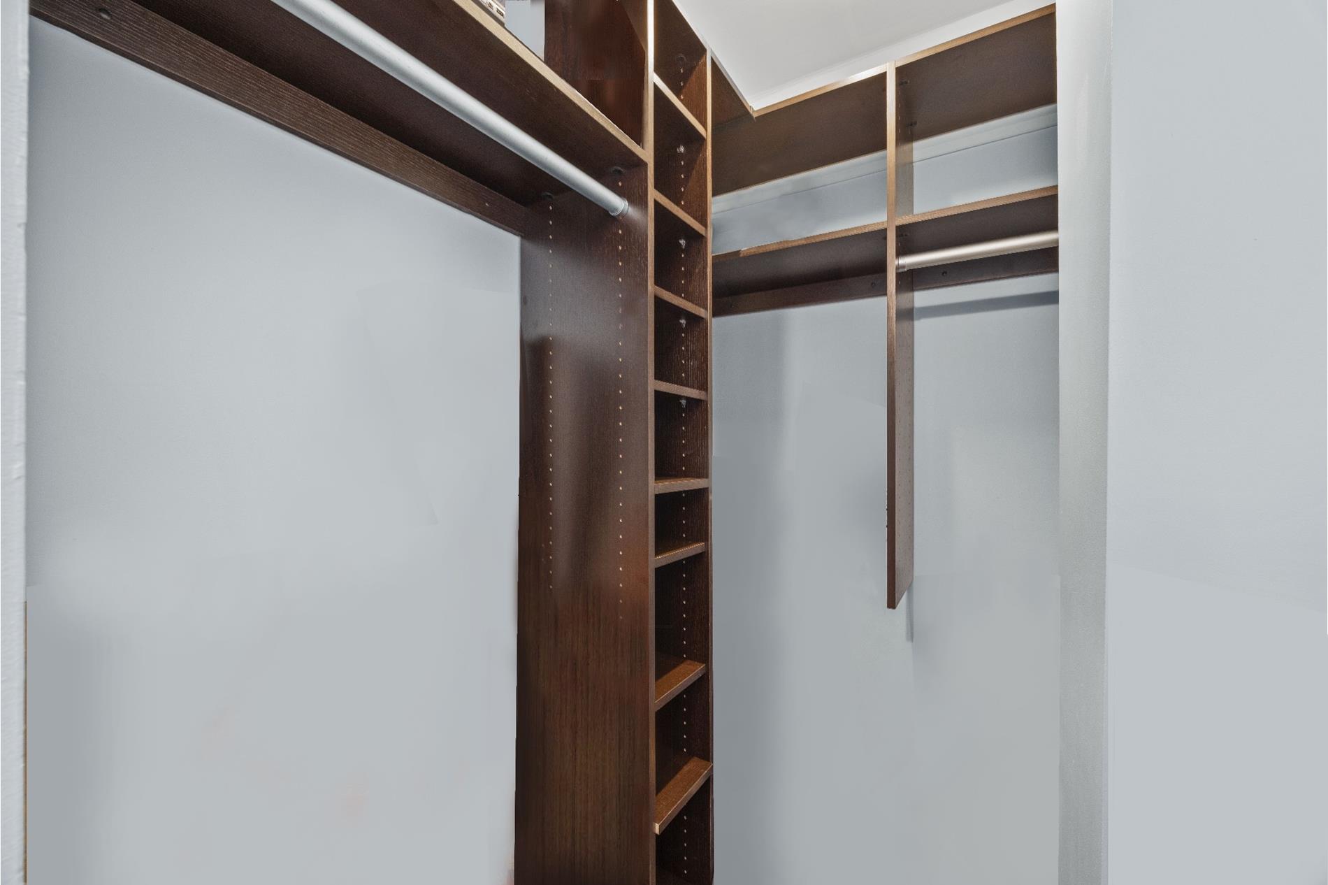 300 W 23rd Street 2K