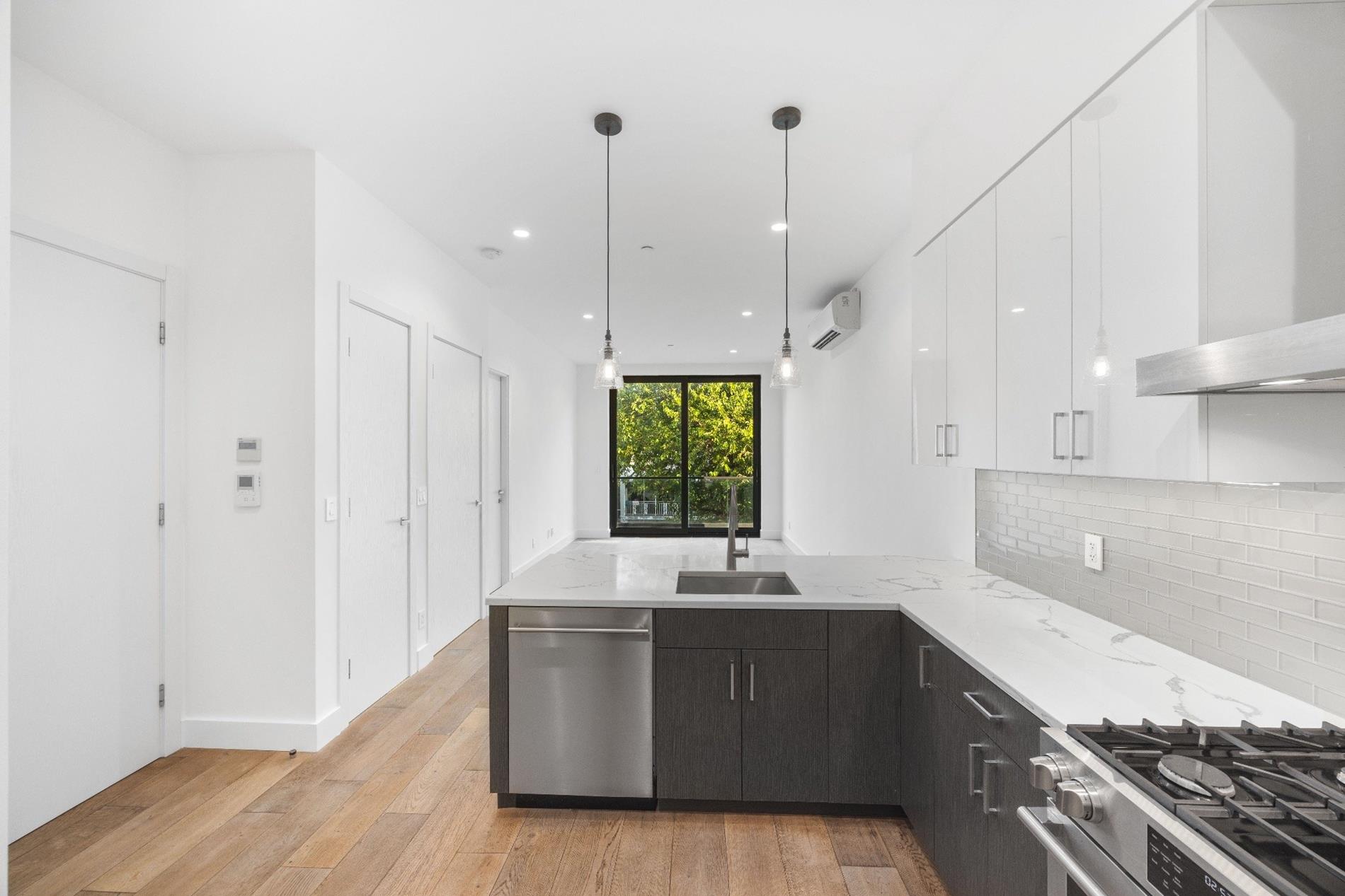 26-33 28th Street 3B