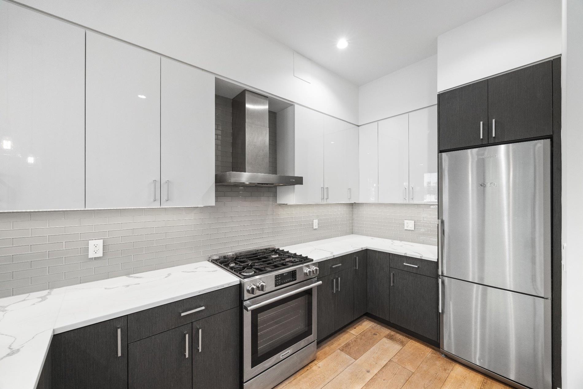 26-33 28th Street 3B
