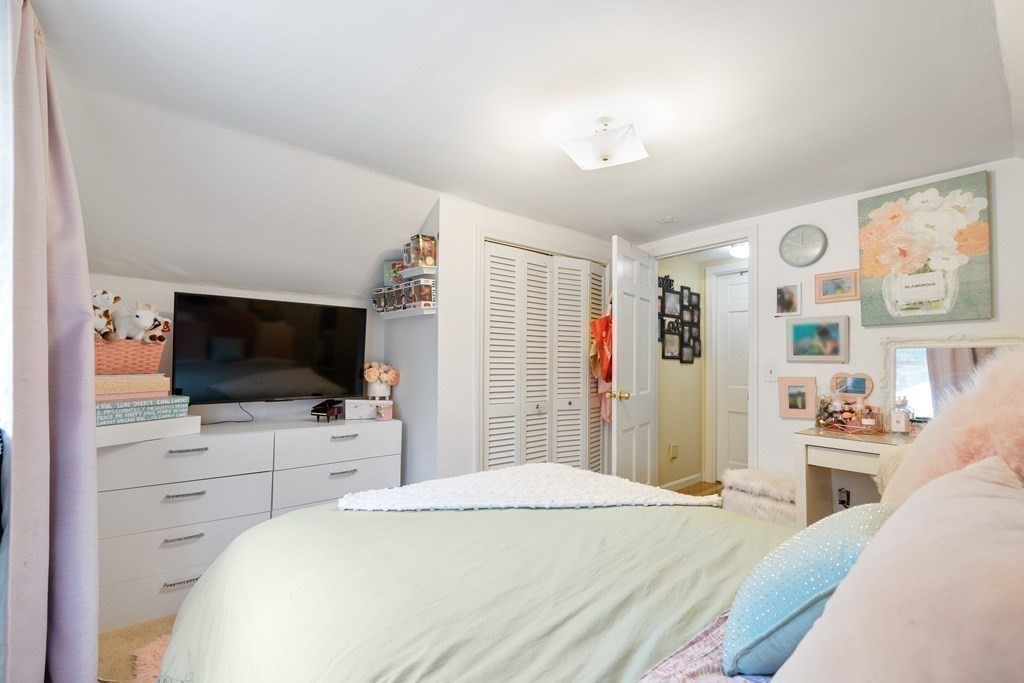 5 John F Kennedy Ave