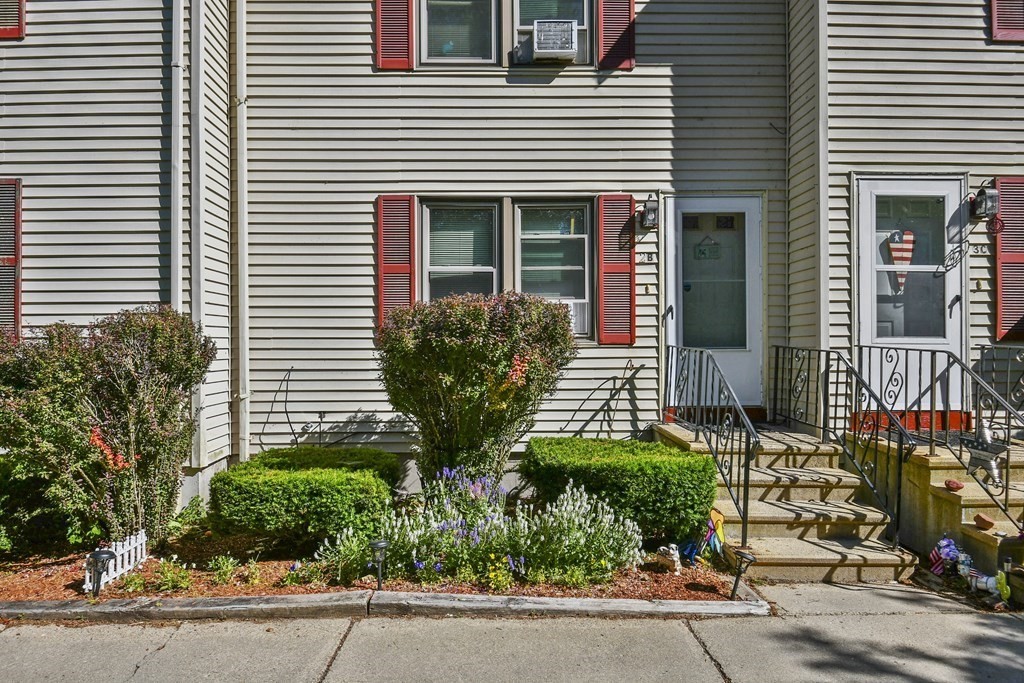 967 Patriots Road Unit: 2