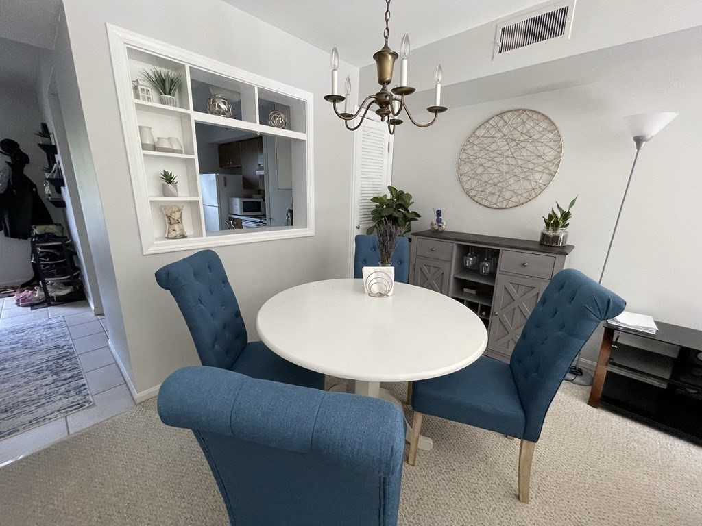 1809 Windsor Dr Unit: 1809