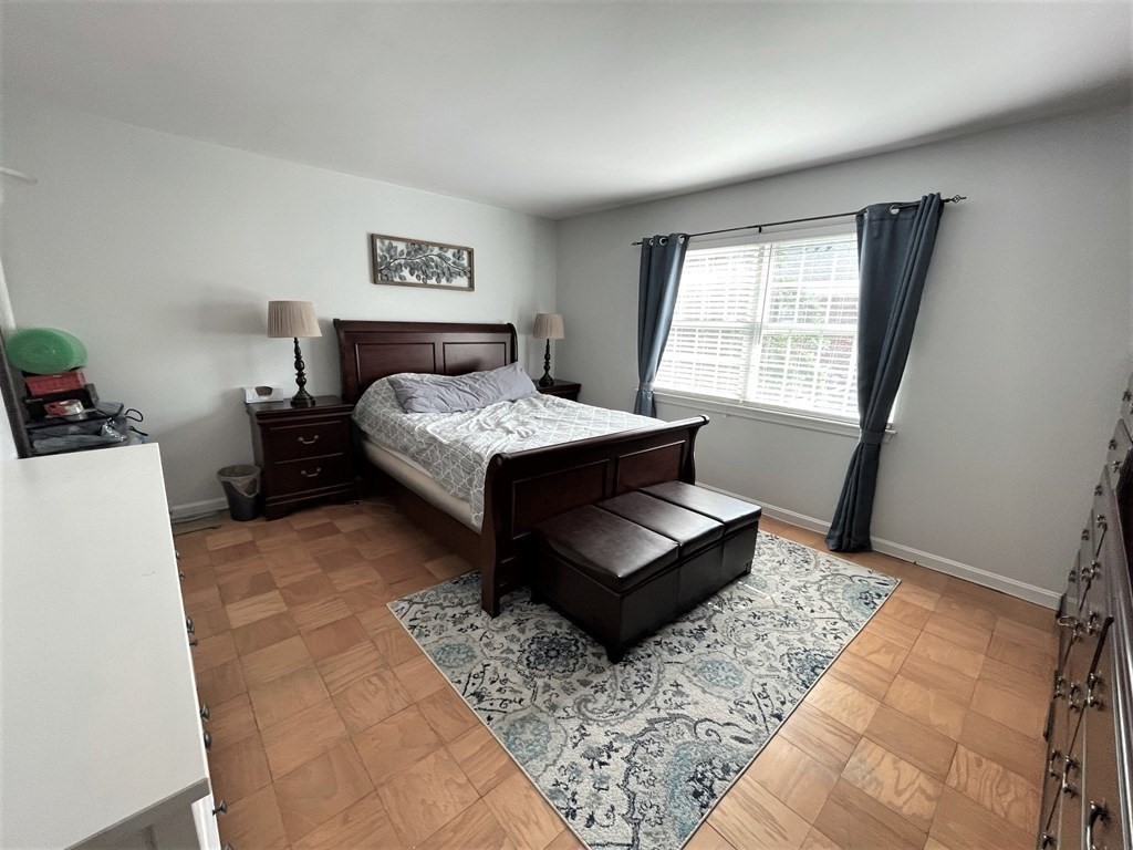 1809 Windsor Dr Unit: 1809