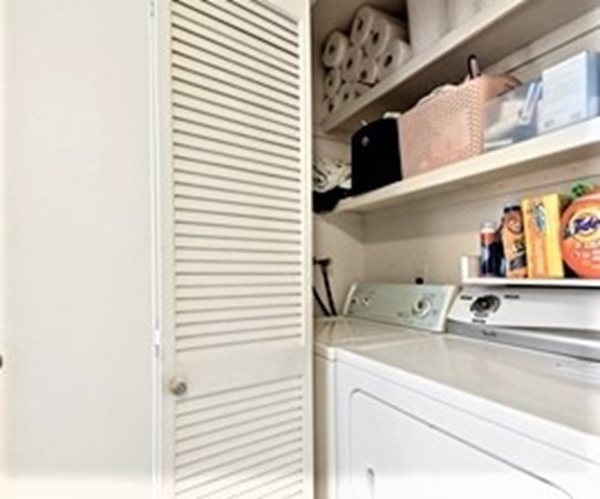 1809 Windsor Dr Unit: 1809