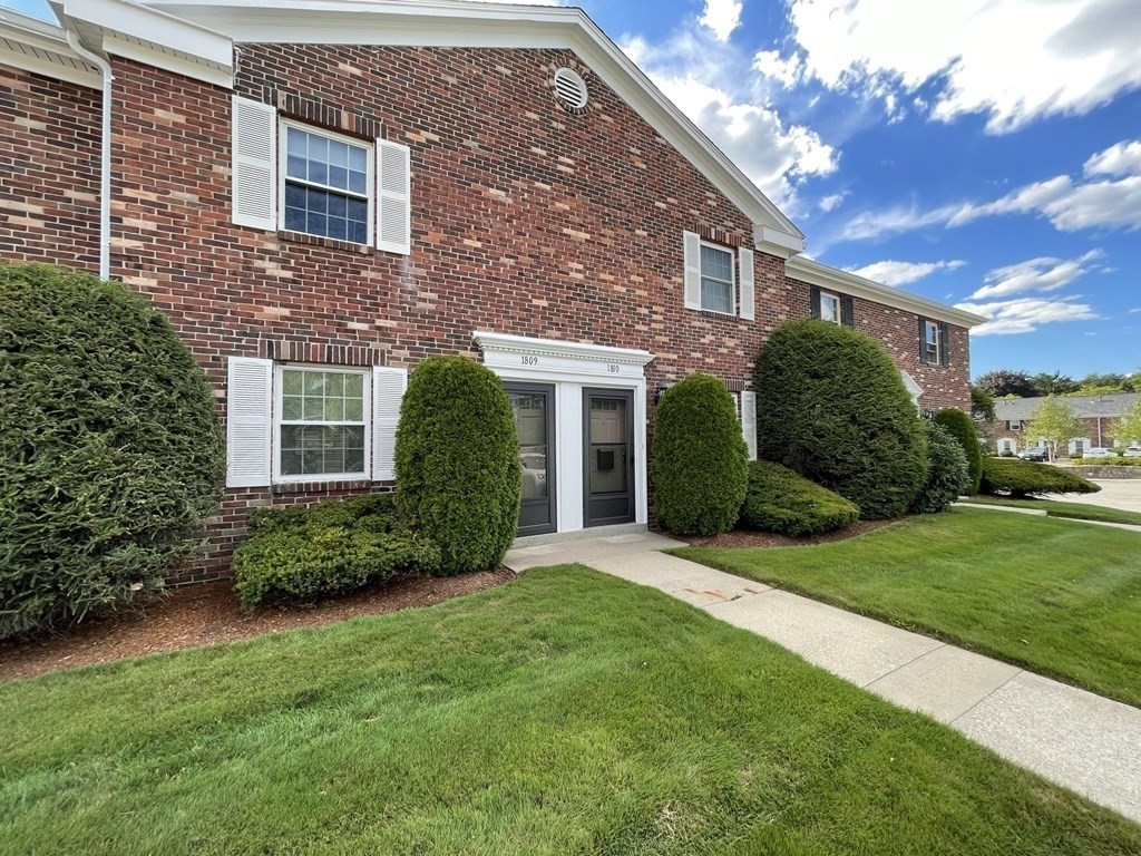 1809 Windsor Dr Unit: 1809