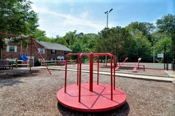 1809 Windsor Dr Unit: 1809