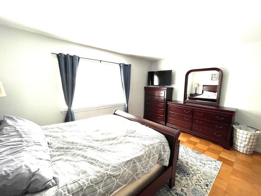 1809 Windsor Dr Unit: 1809