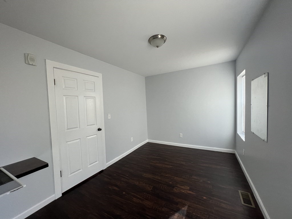 31 Pattison St Unit: 1