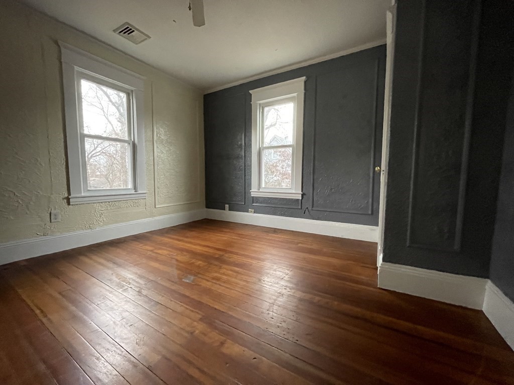 194-196 Massachusetts Ave