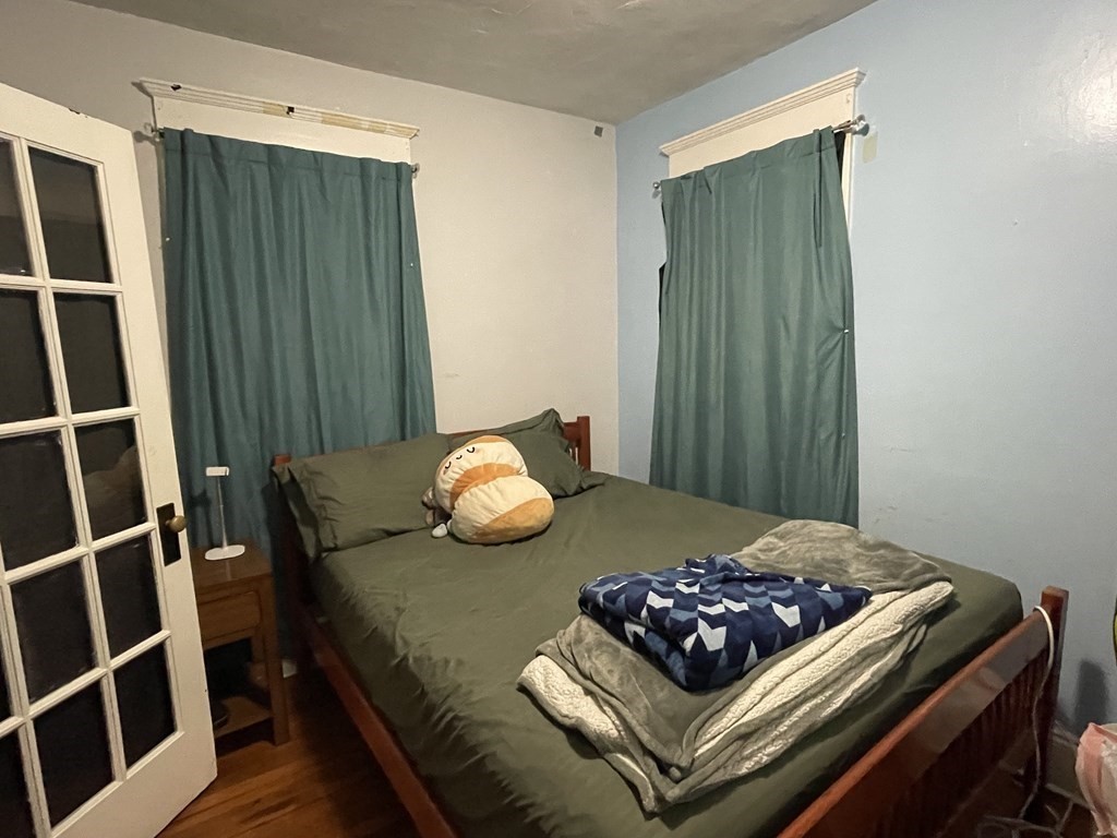 194-196 Massachusetts Ave