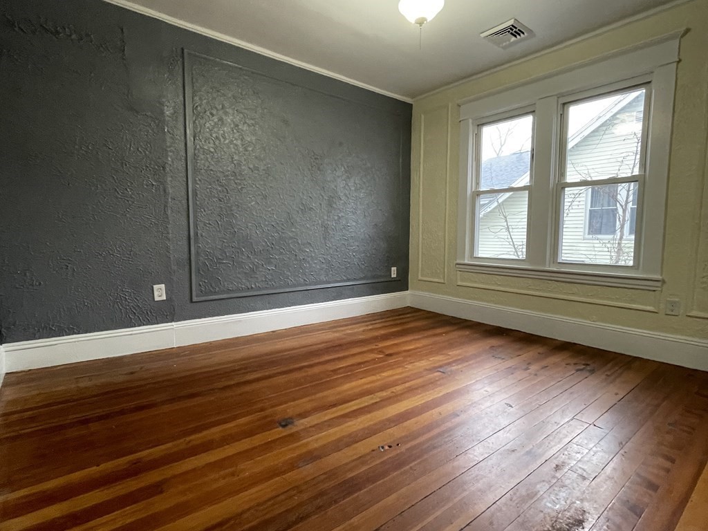 194-196 Massachusetts Ave