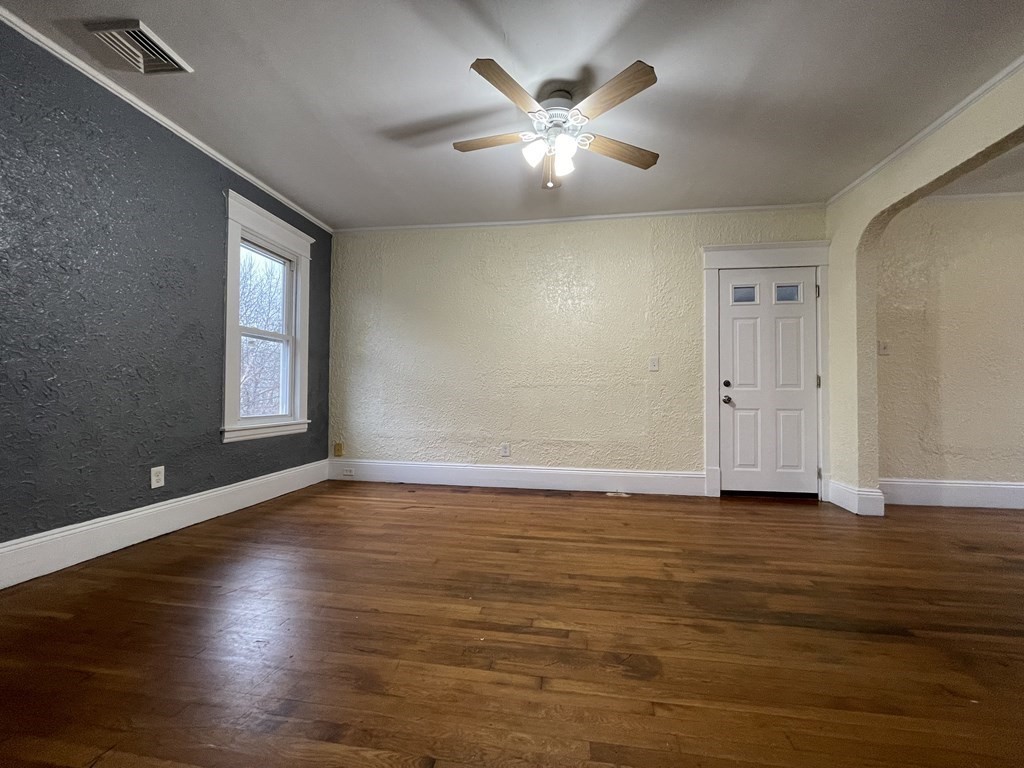 194-196 Massachusetts Ave