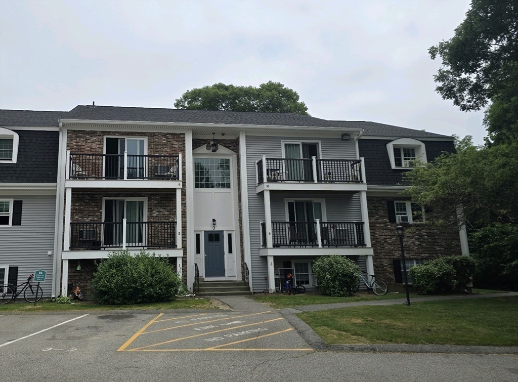 3 Chapel Hill Dr. # 7