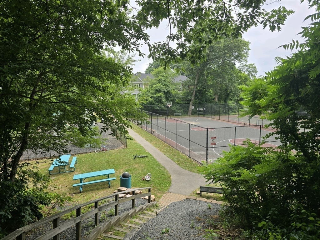 3 Chapel Hill Dr. # 7