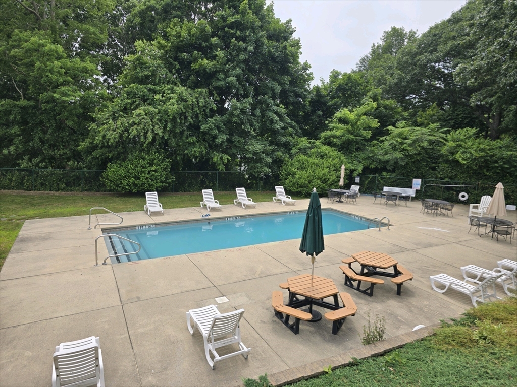 3 Chapel Hill Dr. # 7