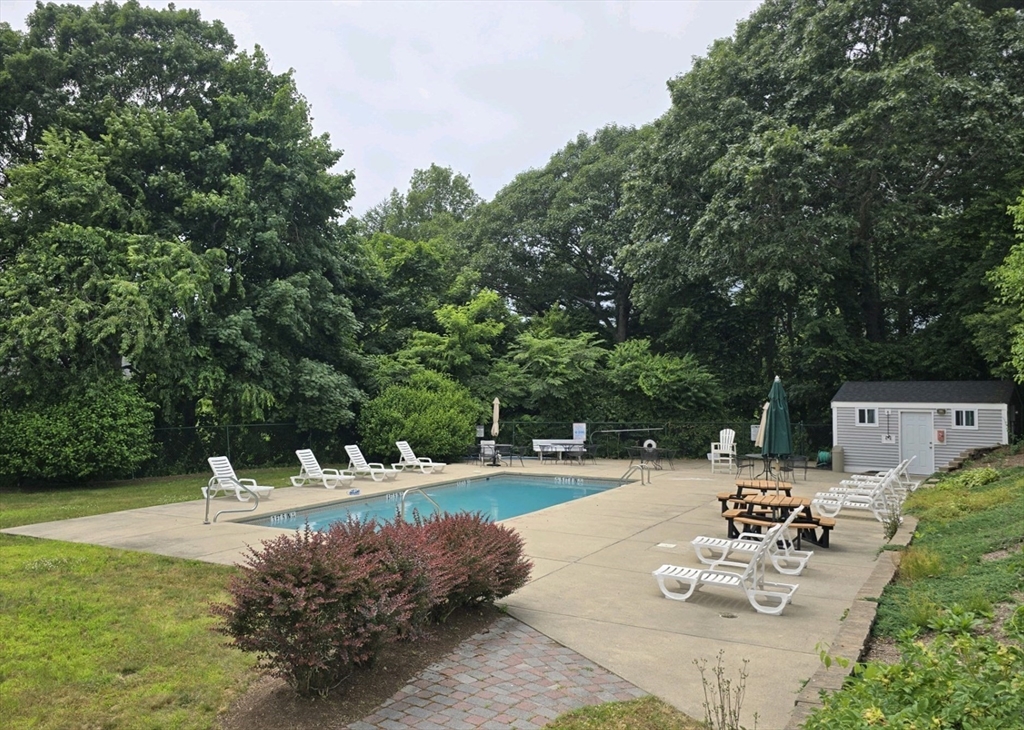 3 Chapel Hill Dr. # 7