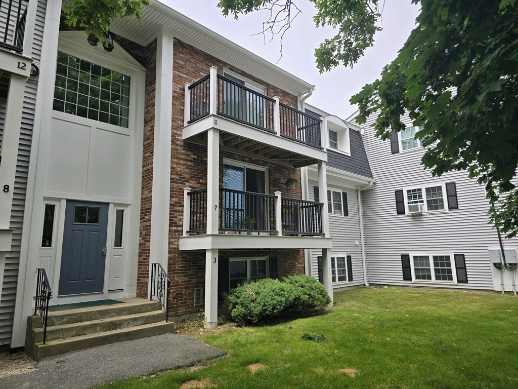 3 Chapel Hill Dr. # 7