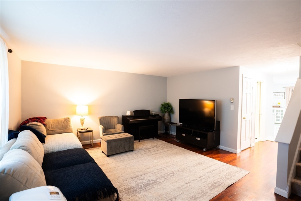 967 Patriots Rd # 2B