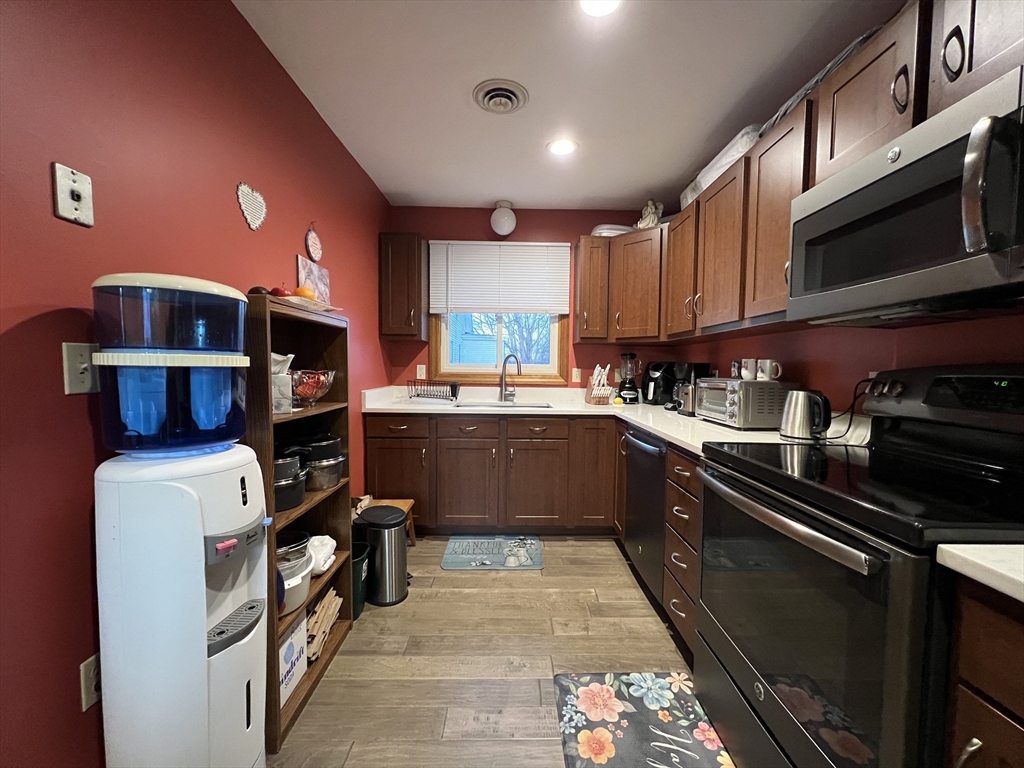 10 Fay St # 2