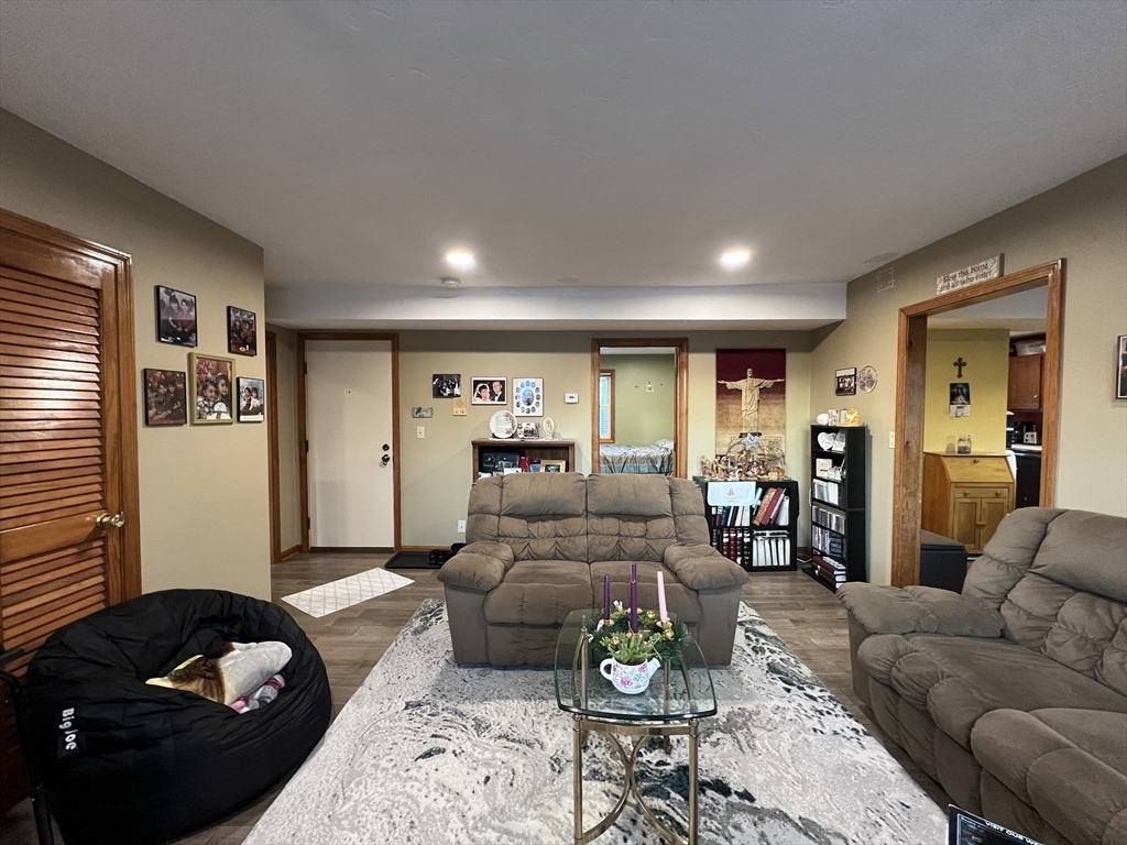 10 Fay St # 2