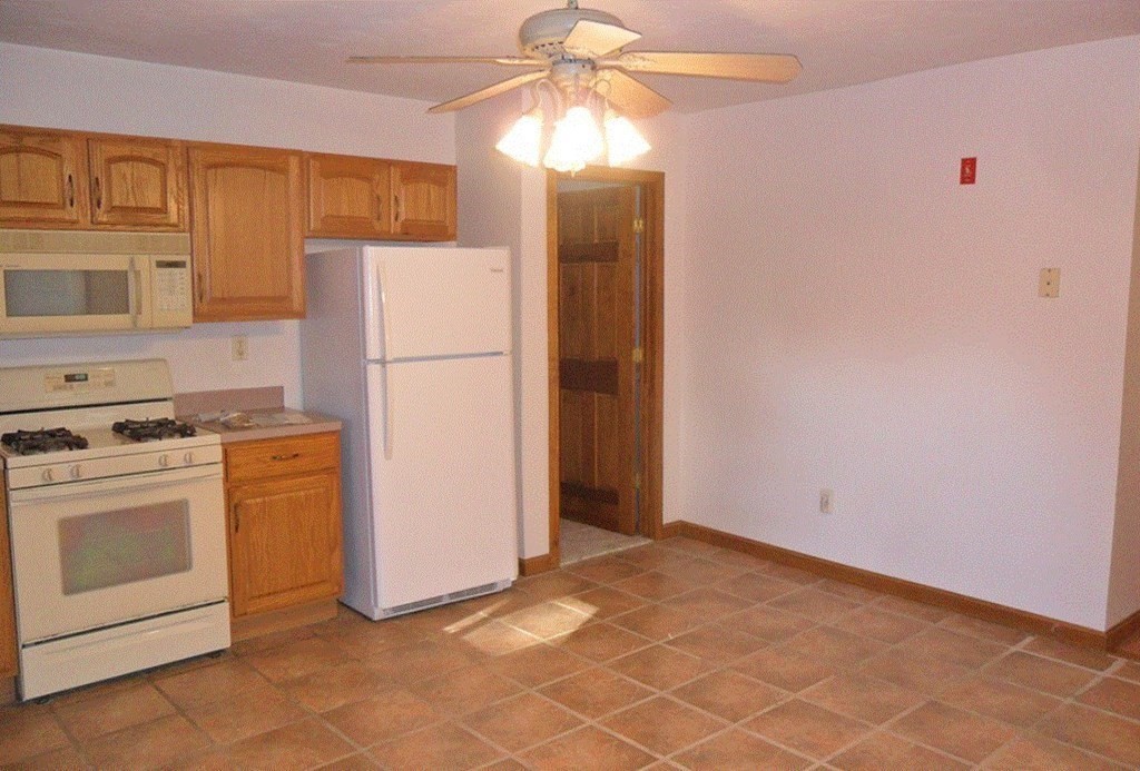 14 West St # 1