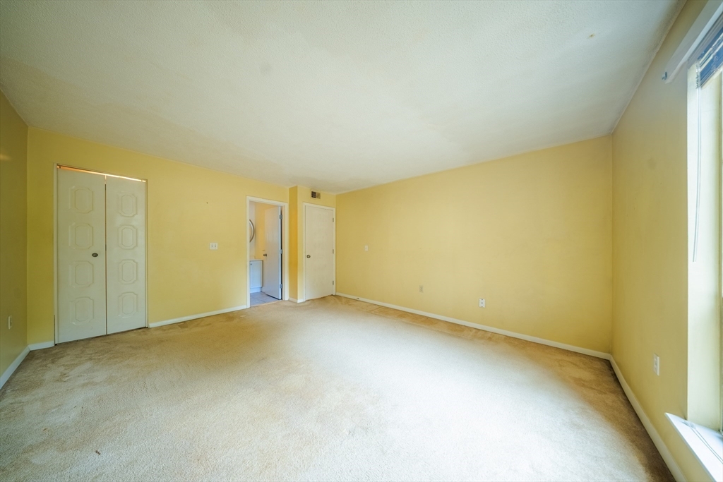 3 Shadowbrook Lane # 3