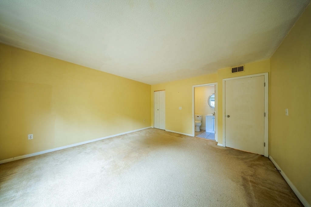3 Shadowbrook Lane # 3