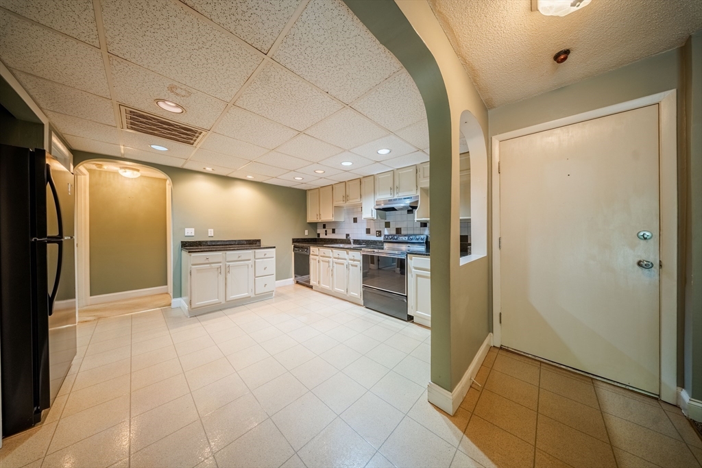 3 Shadowbrook Lane # 3
