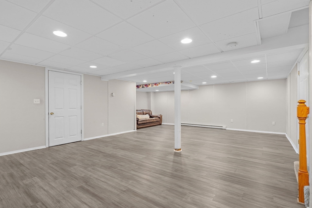 79 Royce Rd