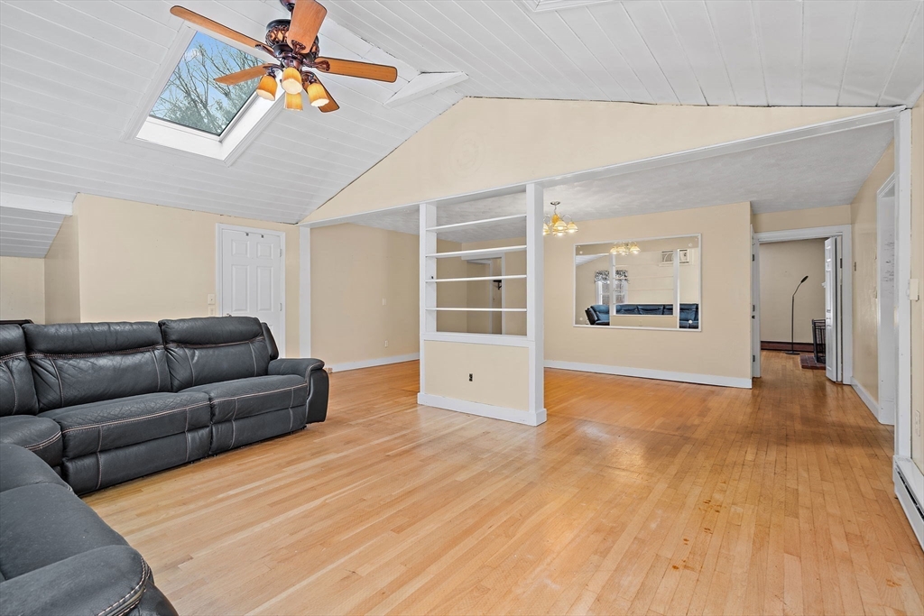79 Royce Rd