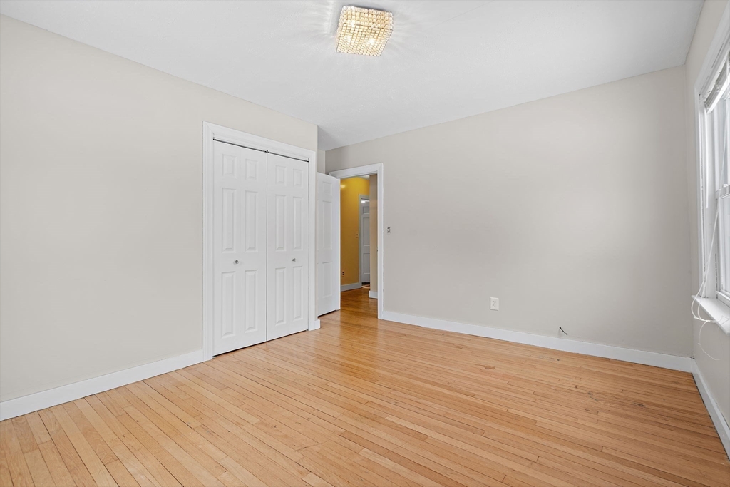 79 Royce Rd