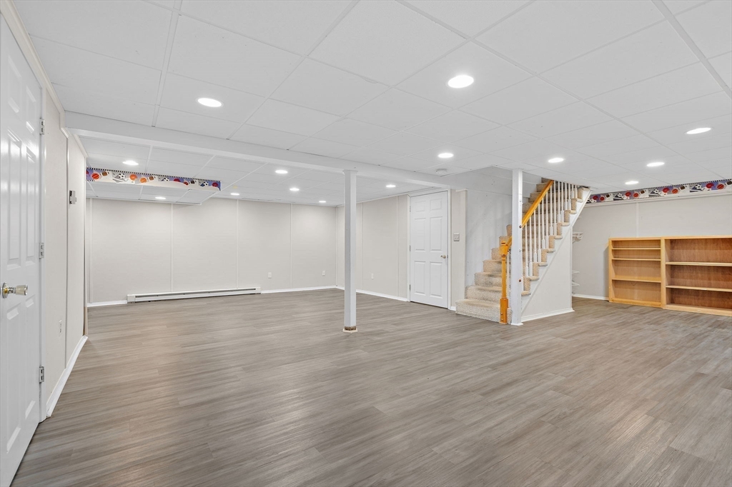 79 Royce Rd
