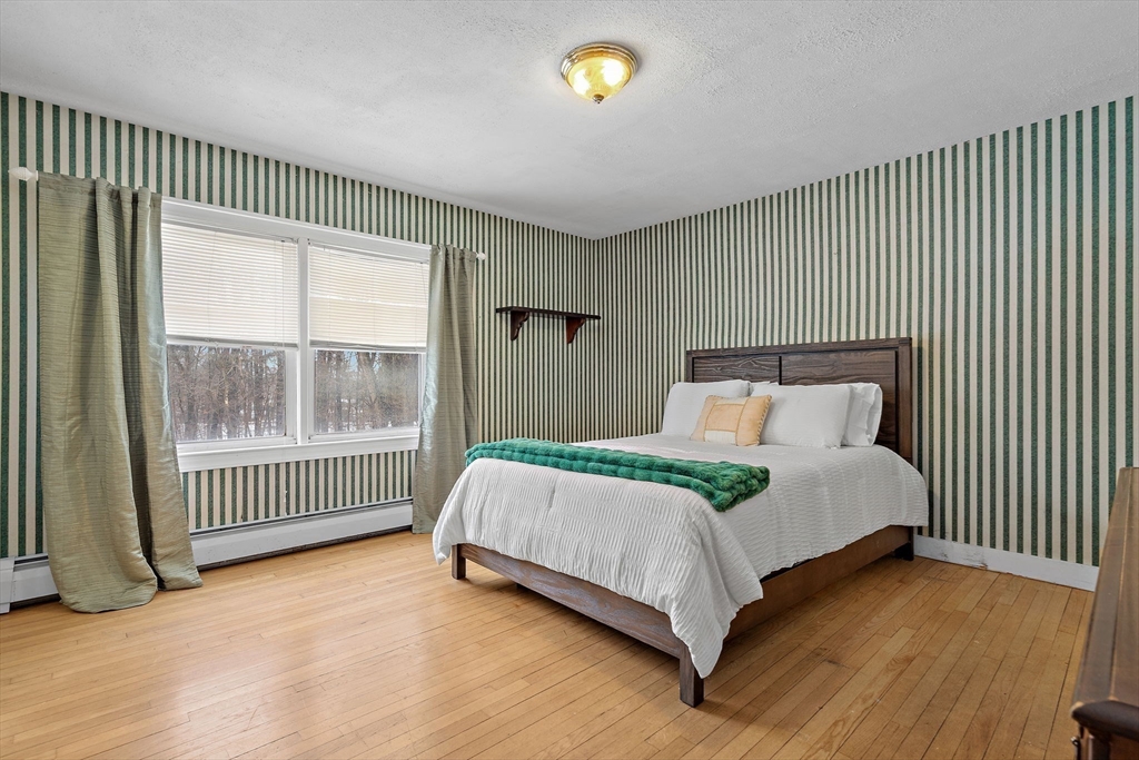 79 Royce Rd