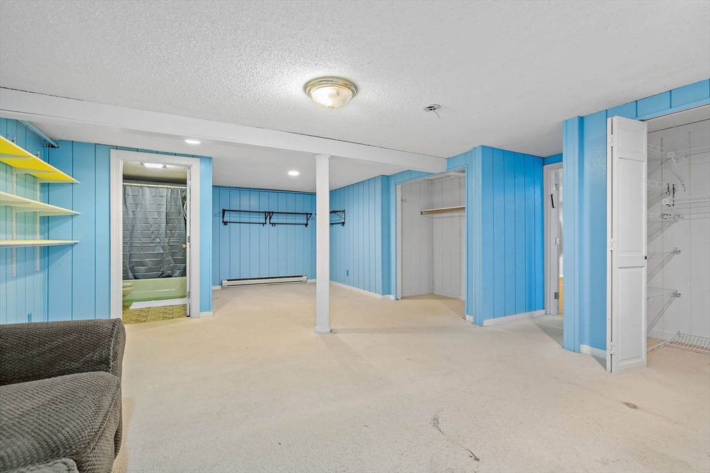 79 Royce Rd