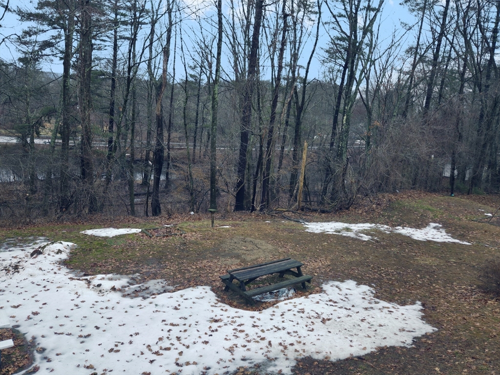 35 Pine Ridge Dr