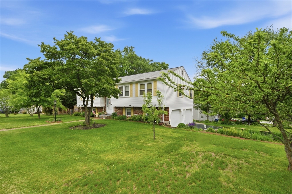 35 Purdue Dr