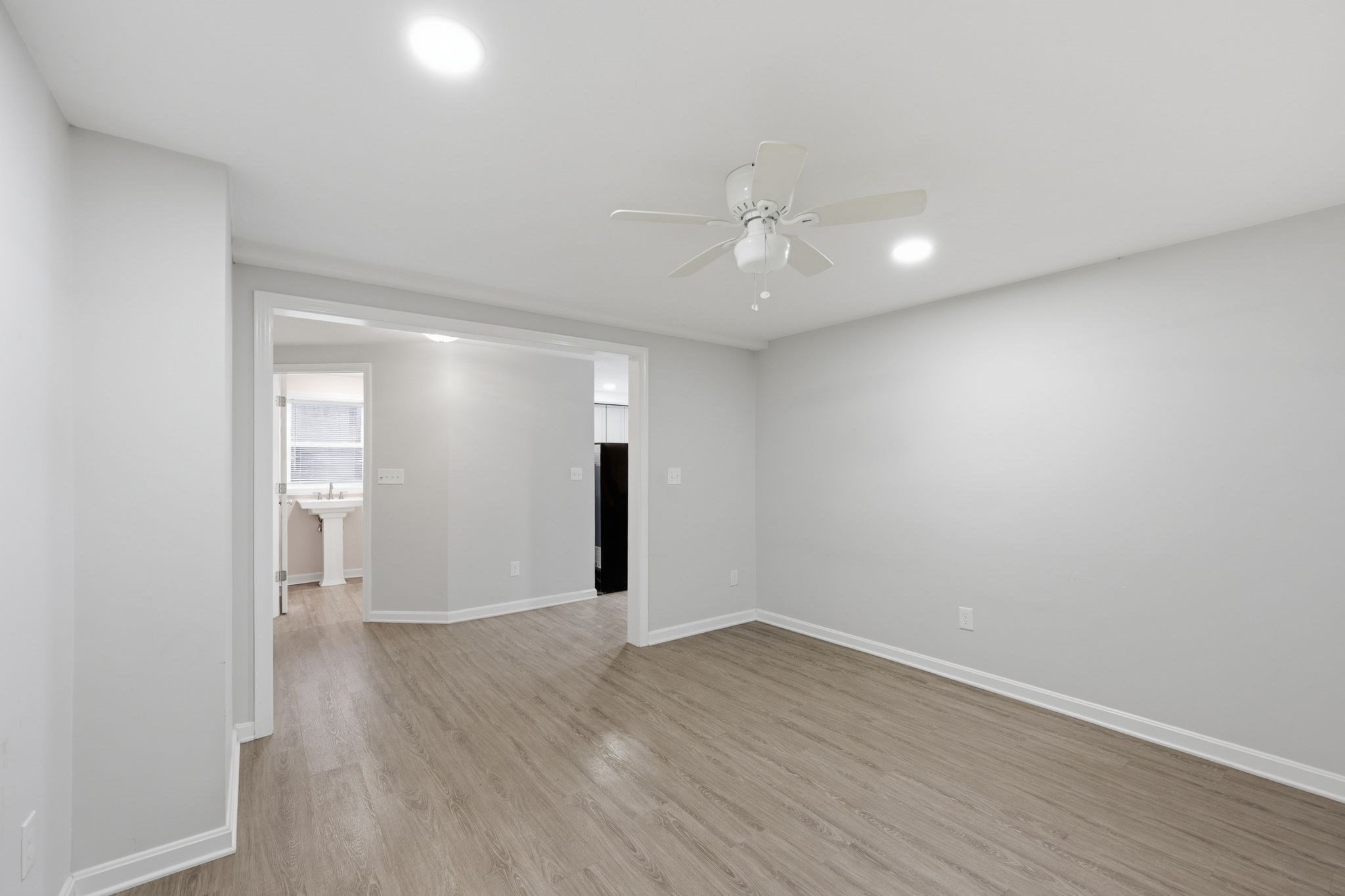 11 James Rd