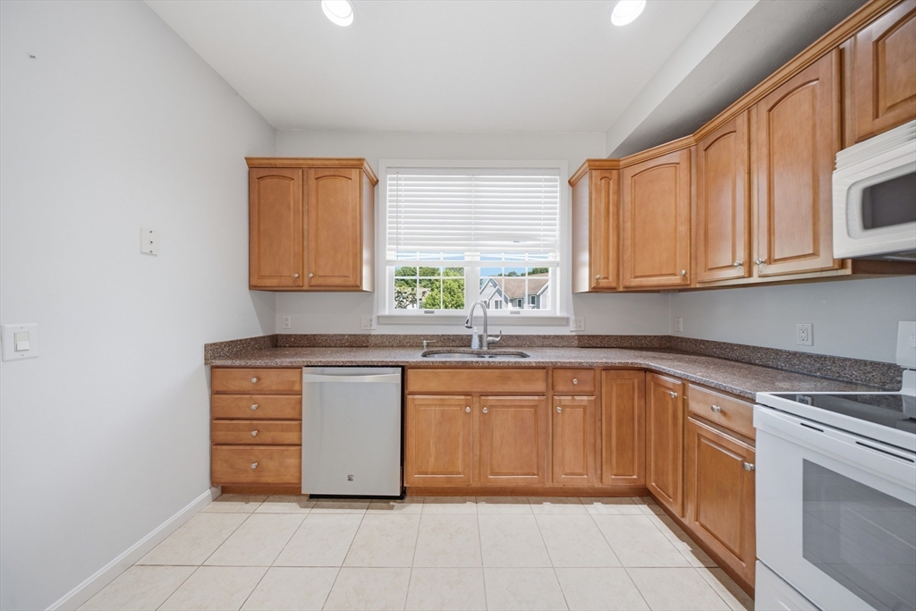 140 Commonwealth Ave # 7