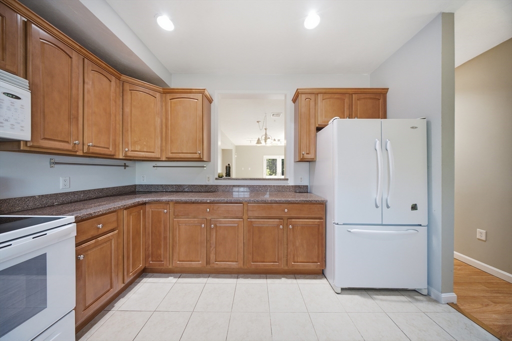 140 Commonwealth Ave # 7