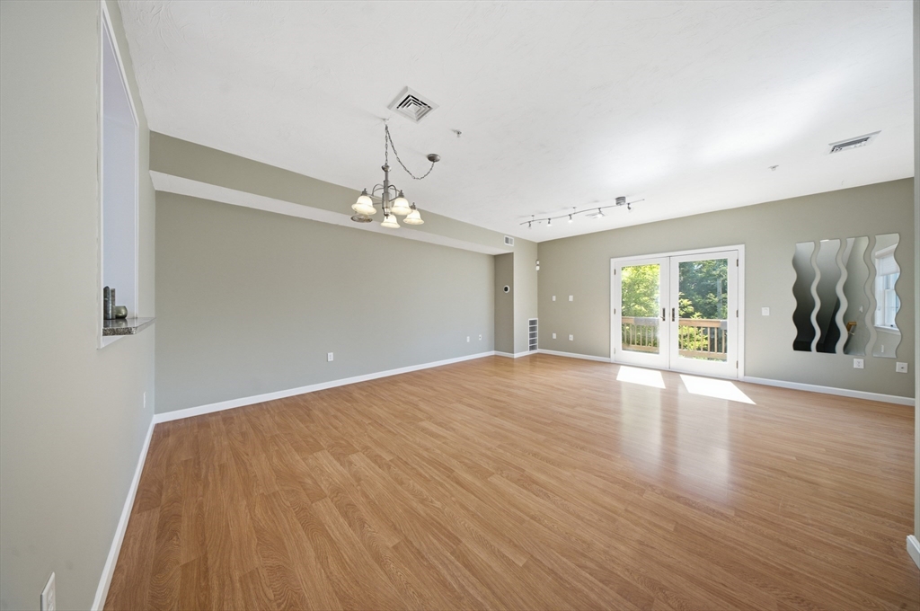 140 Commonwealth Ave # 7