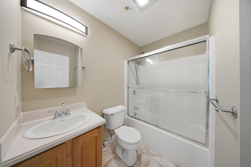 140 Commonwealth Ave # 7