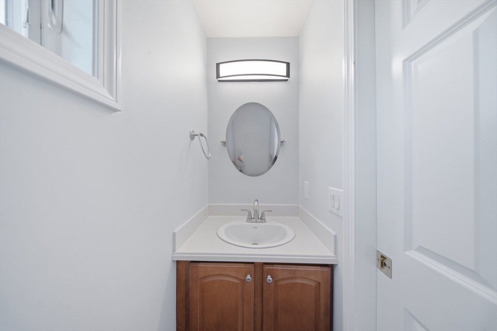 140 Commonwealth Ave # 7